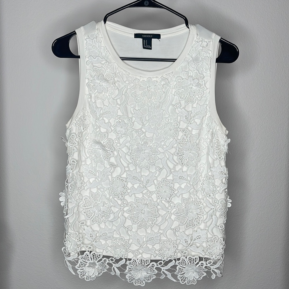 FOREVER 21 White Sleeveless Top